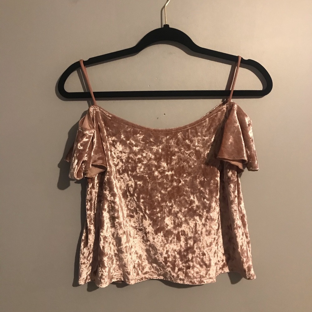 4/$25 pink velvet cropped flutter sleeve top M